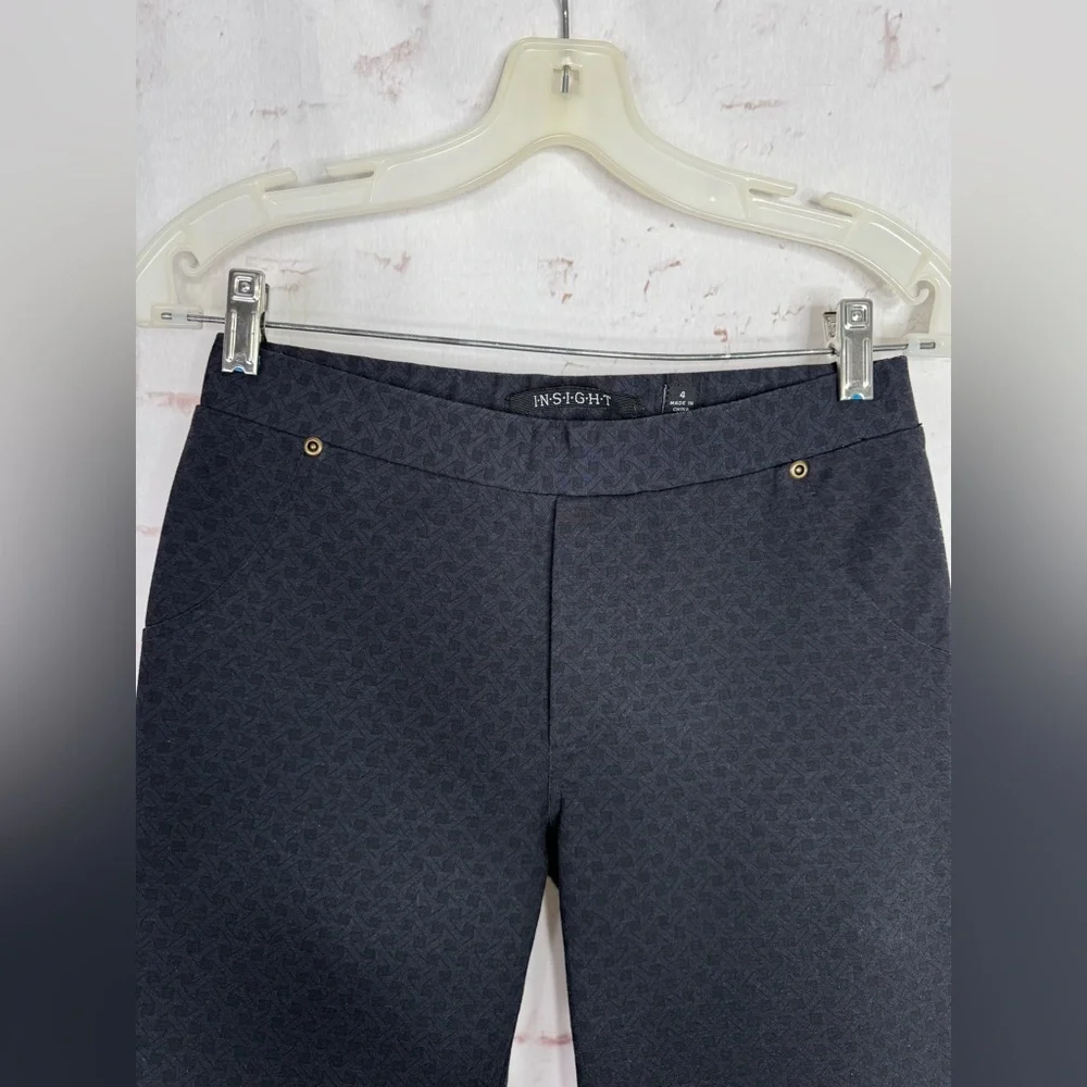 INSIGHT 26.5 Inch Waist Black Jacquard Print Pull On Slim Fit Size 4 Pants - Picture 4 of 13